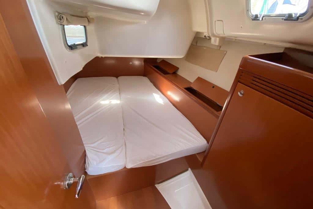 Beneteau Oceanis 40 - miniatura 20