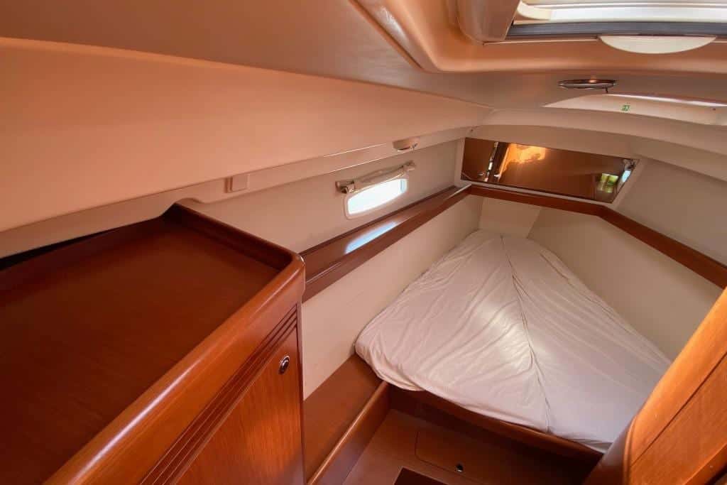 Beneteau Oceanis 40 - miniatura 16