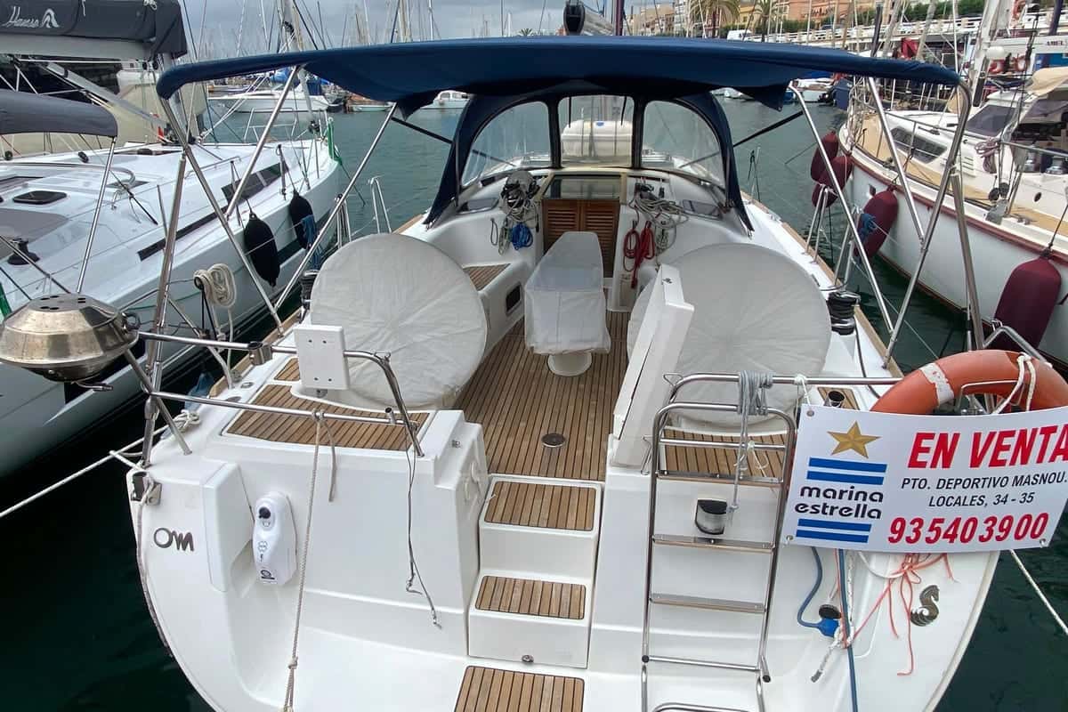 Beneteau Oceanis 40 - miniatura 24