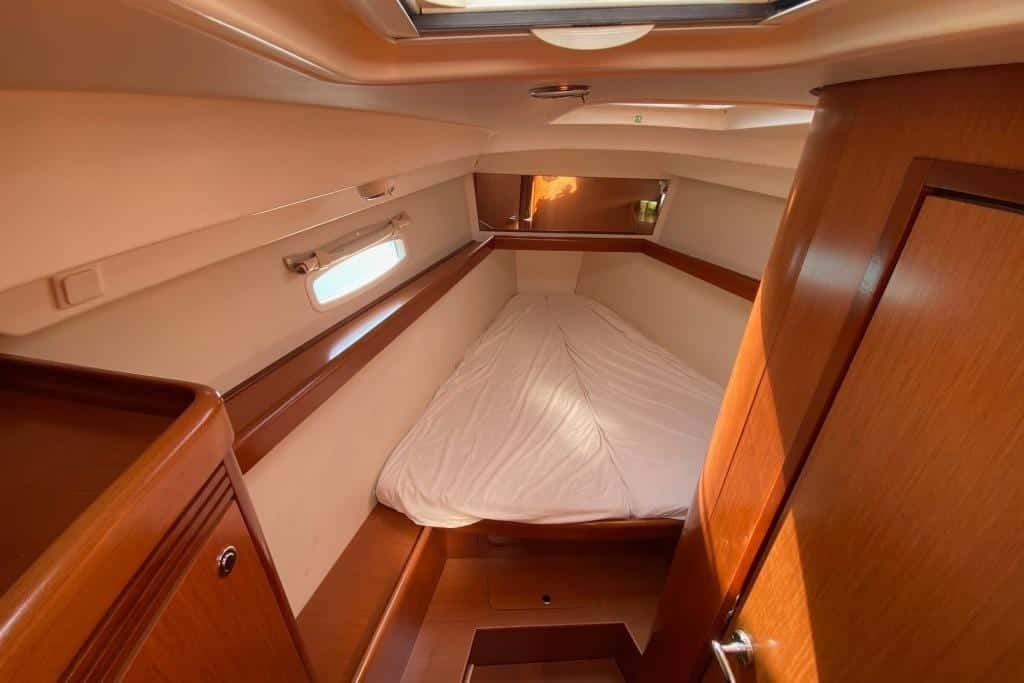 Beneteau Oceanis 40 - miniatura 14