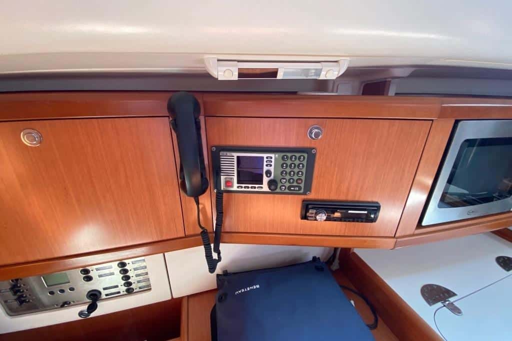 Beneteau Oceanis 40 - miniatura 13