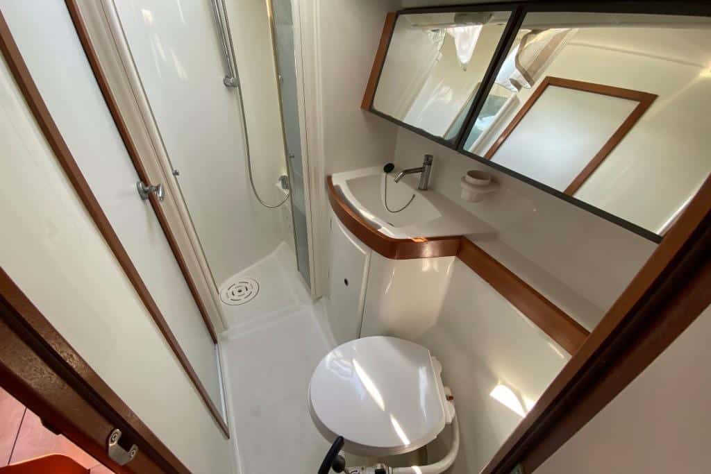 Beneteau Oceanis 40 - miniatura 19