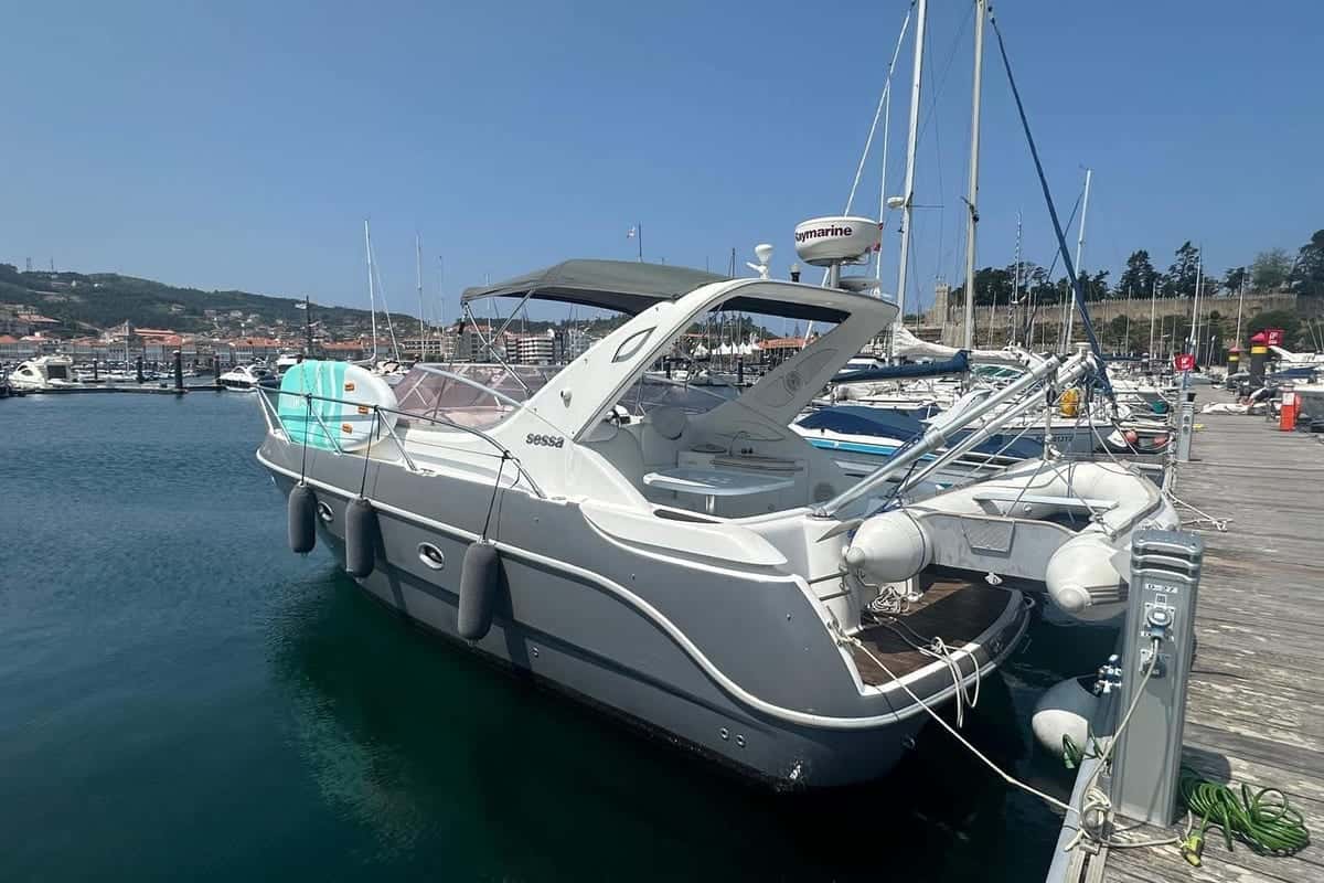 Sessa Marine Oyster 30 - miniatura 3