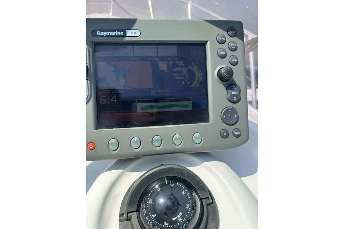 Sessa Marine Oyster 30 - miniatura 16
