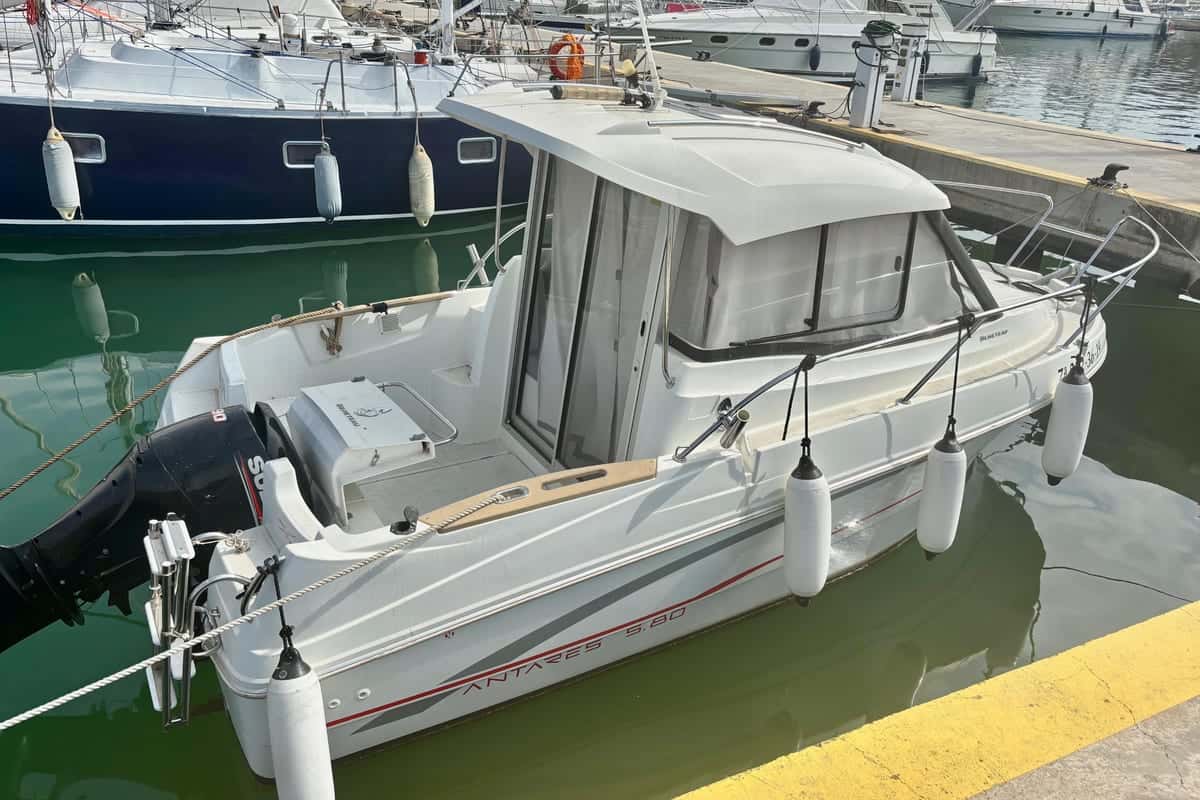 Beneteau Antares 5.80 - miniatura 6
