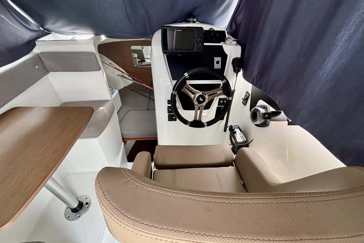 Beneteau Antares 5.80 - miniatura 11