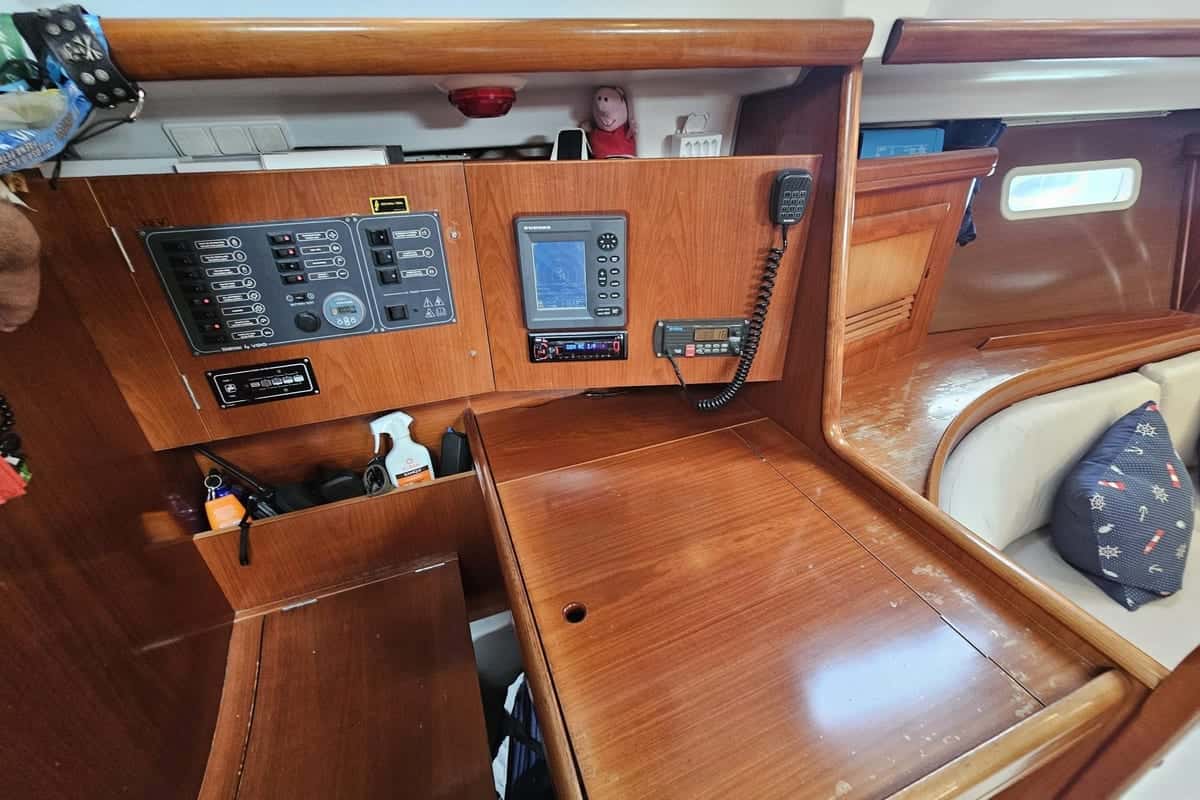 Beneteau Oceanis Clipper 393 - miniatura 7