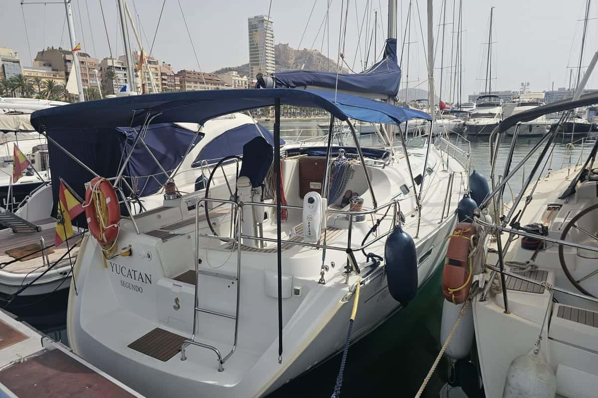 Beneteau Oceanis Clipper 393 - miniatura 3