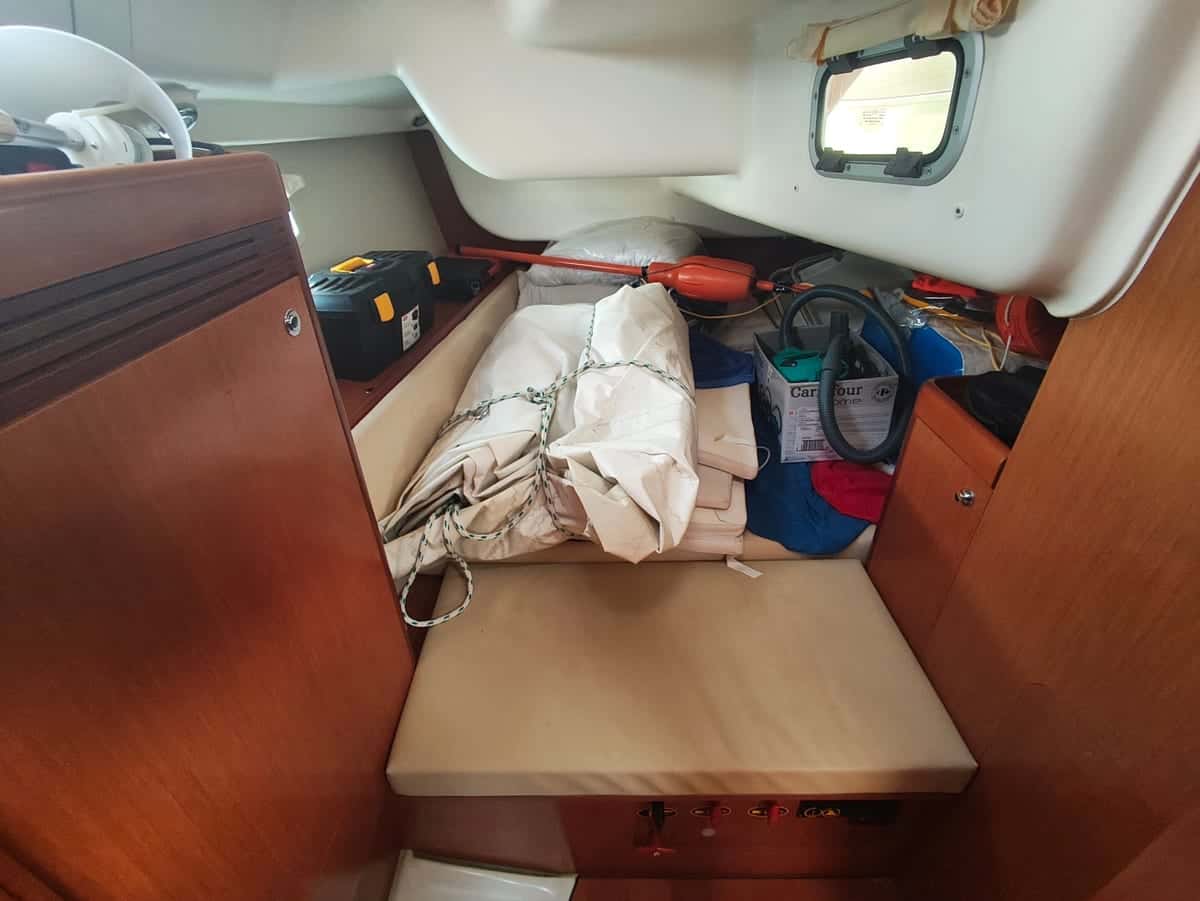 Beneteau Oceanis 40 - miniatura 13