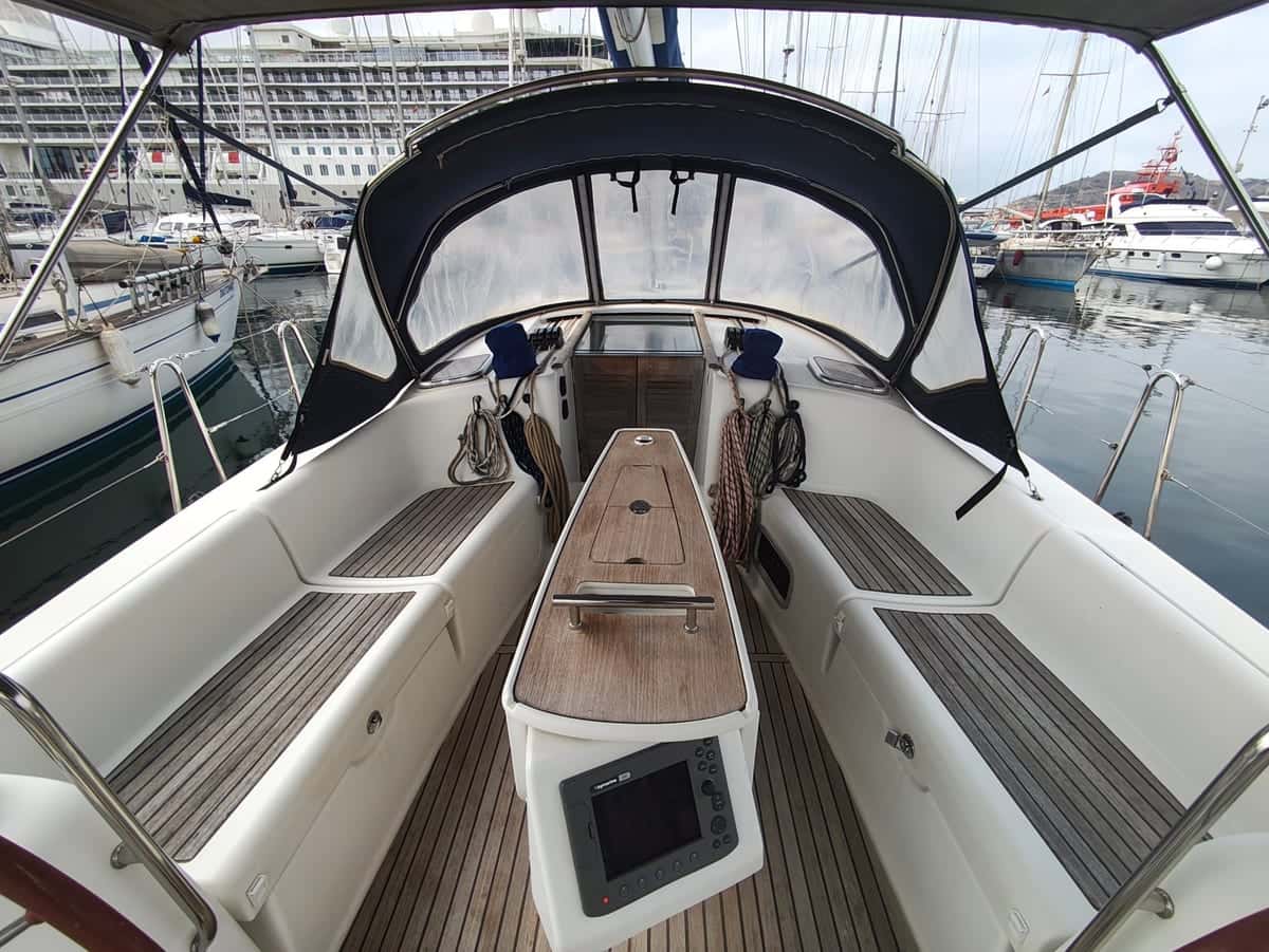 Beneteau Oceanis 40 - miniatura 6