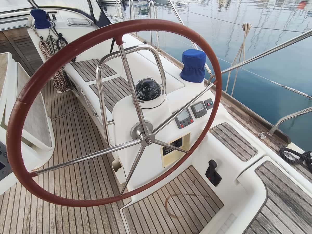 Beneteau Oceanis 40 - miniatura 5