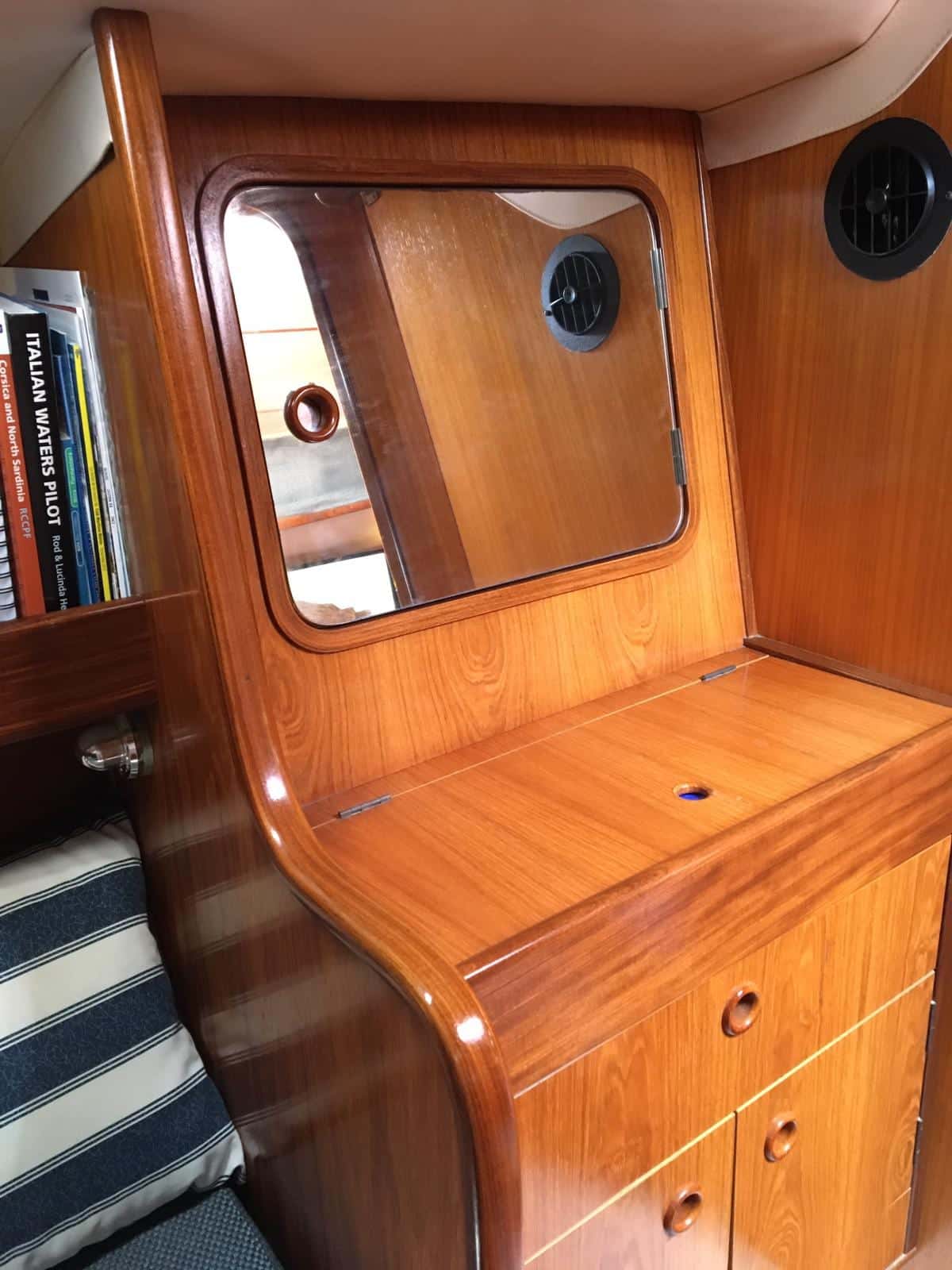 BENETEAU OCEANIS 390 - miniatura 11