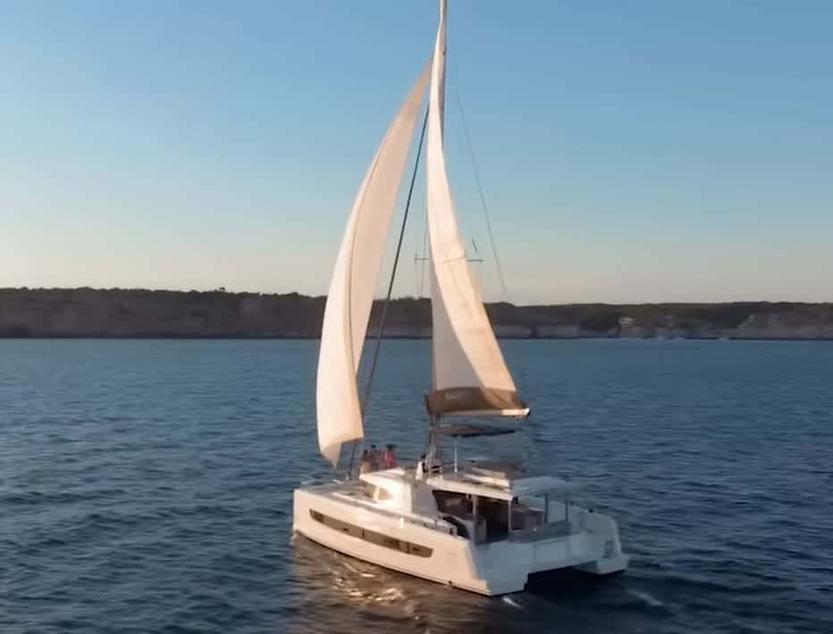 BALI Catamaran 4.6 Open Space TITAN III - miniatura 2