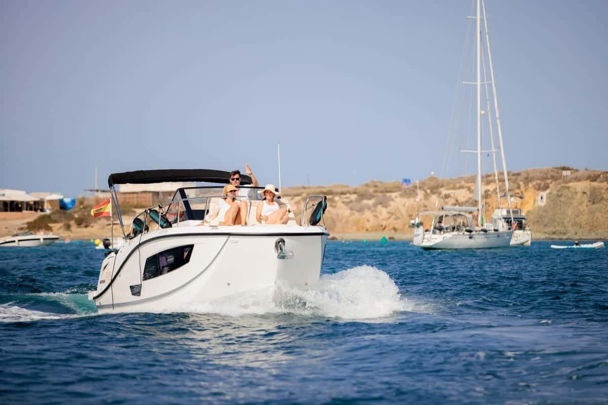 Quicksilver Activ 875 Sundeck - miniatura 5