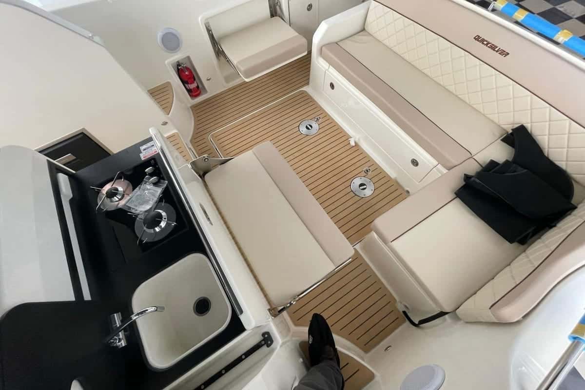 Quicksilver Activ 875 Sundeck - miniatura 20