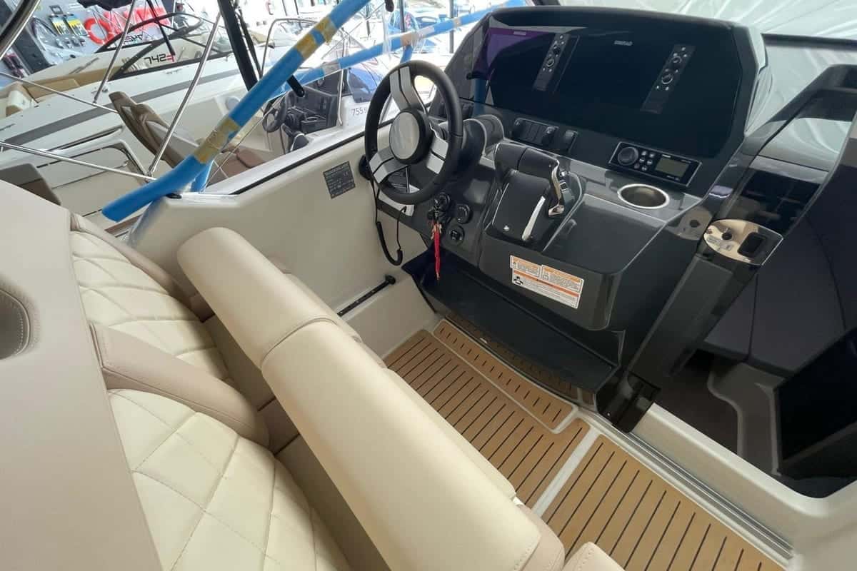 Quicksilver Activ 875 Sundeck - miniatura 24