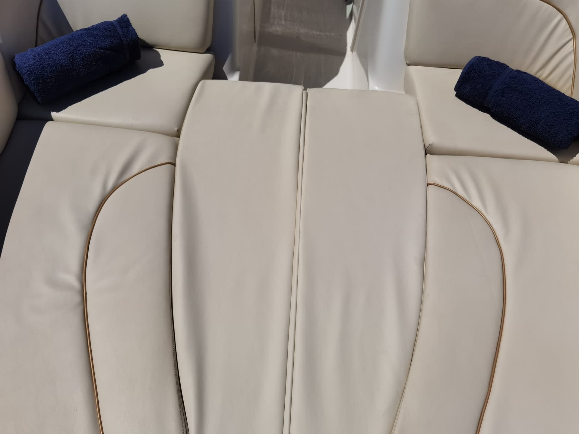 Sea Ray 240 Sundeck - miniatura 11