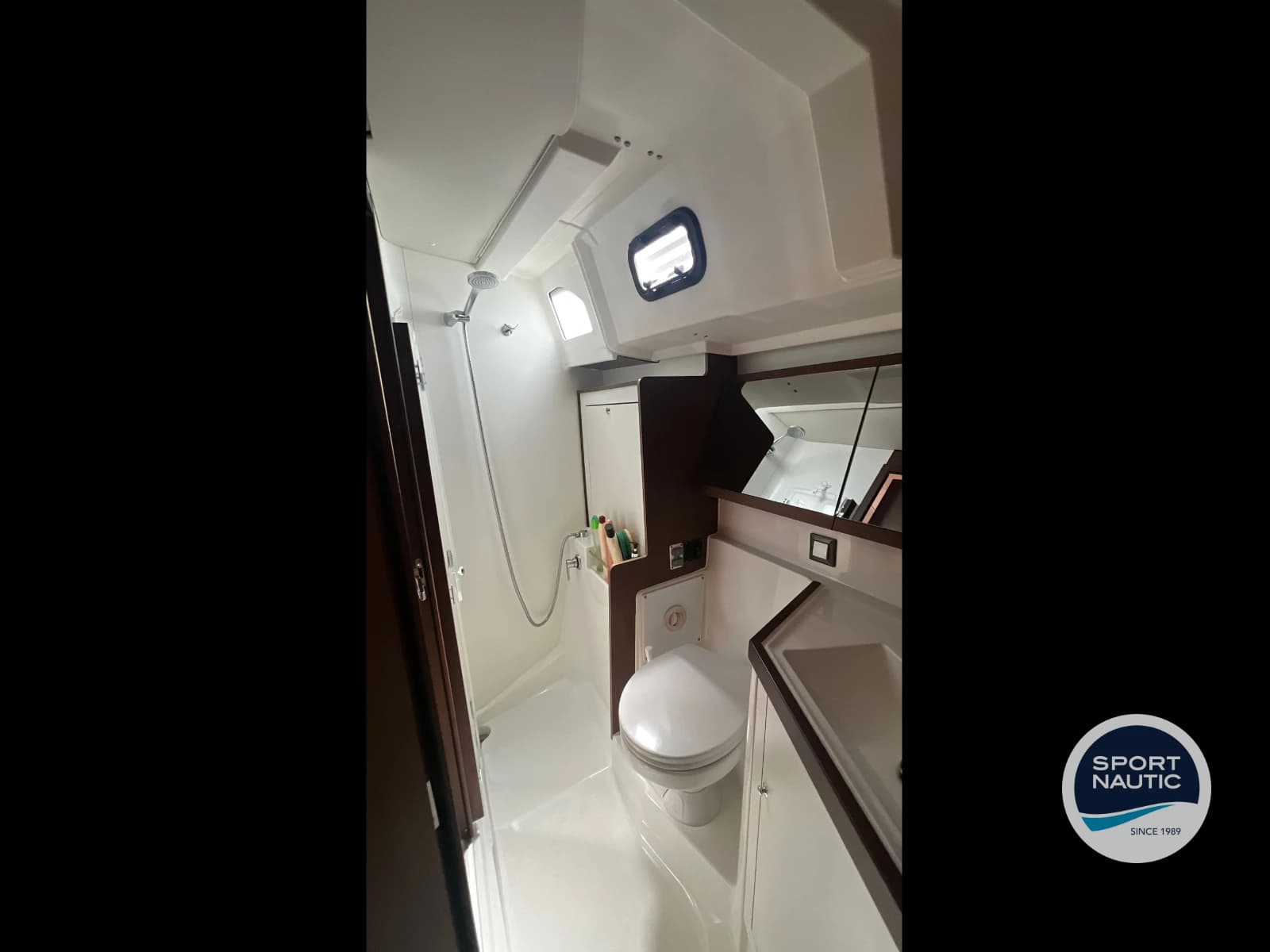 OCEANIS 46.1 - miniatura 13