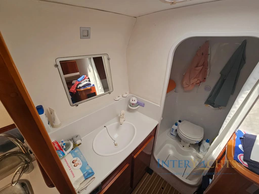 PRIVILIGE 37 - miniatura 17