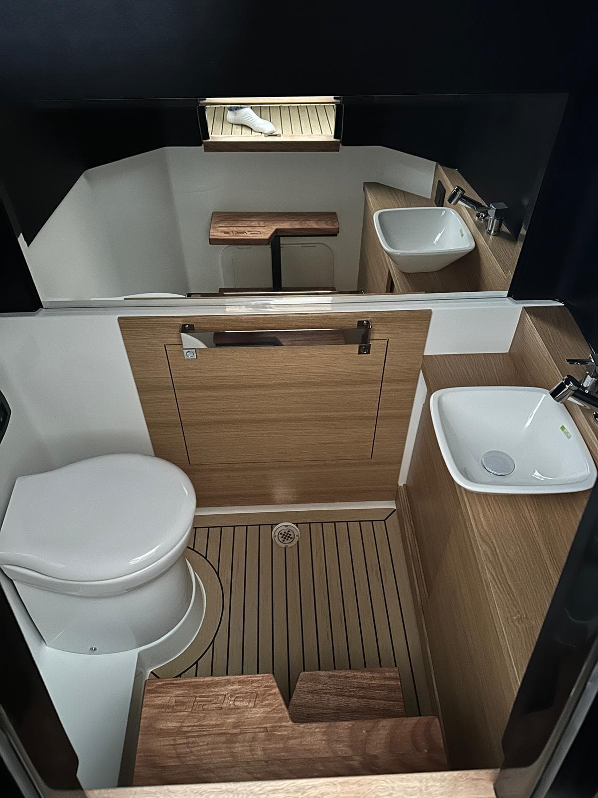 De Antonio Yachts D28 - miniatura 7