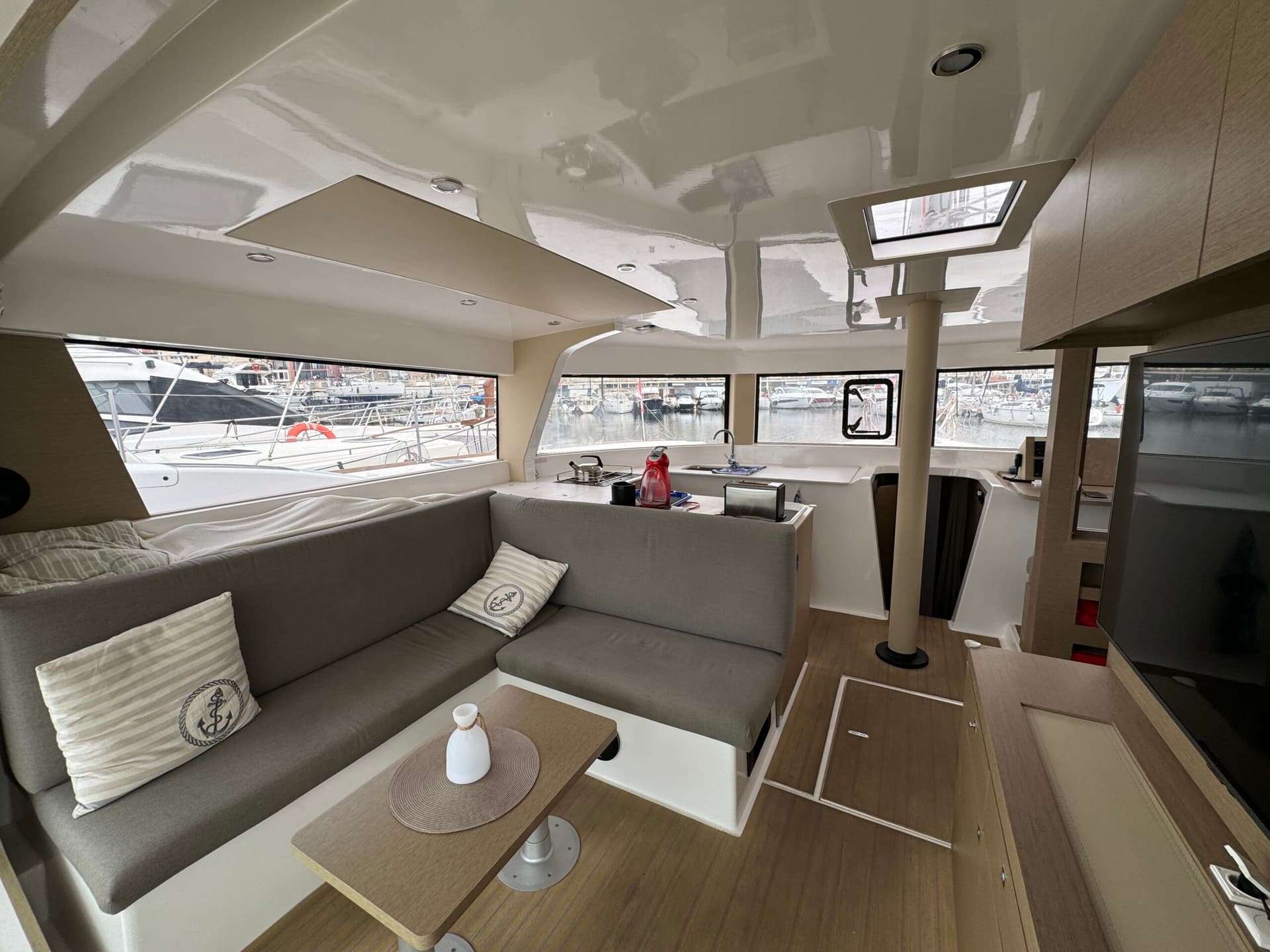 Neel 47 Trimarán - miniatura 4