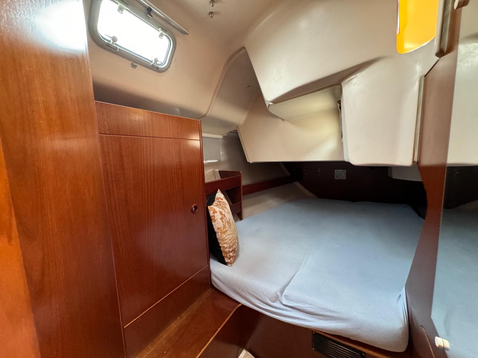 Beneteau Oceanis 351 - miniatura 12