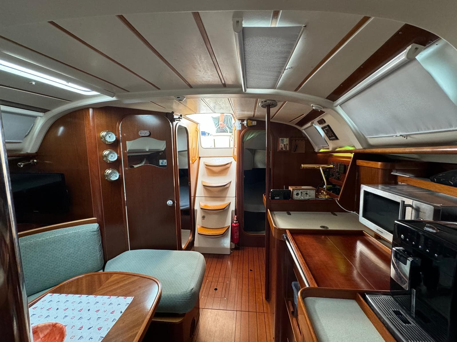 Beneteau Oceanis 351 - miniatura 9