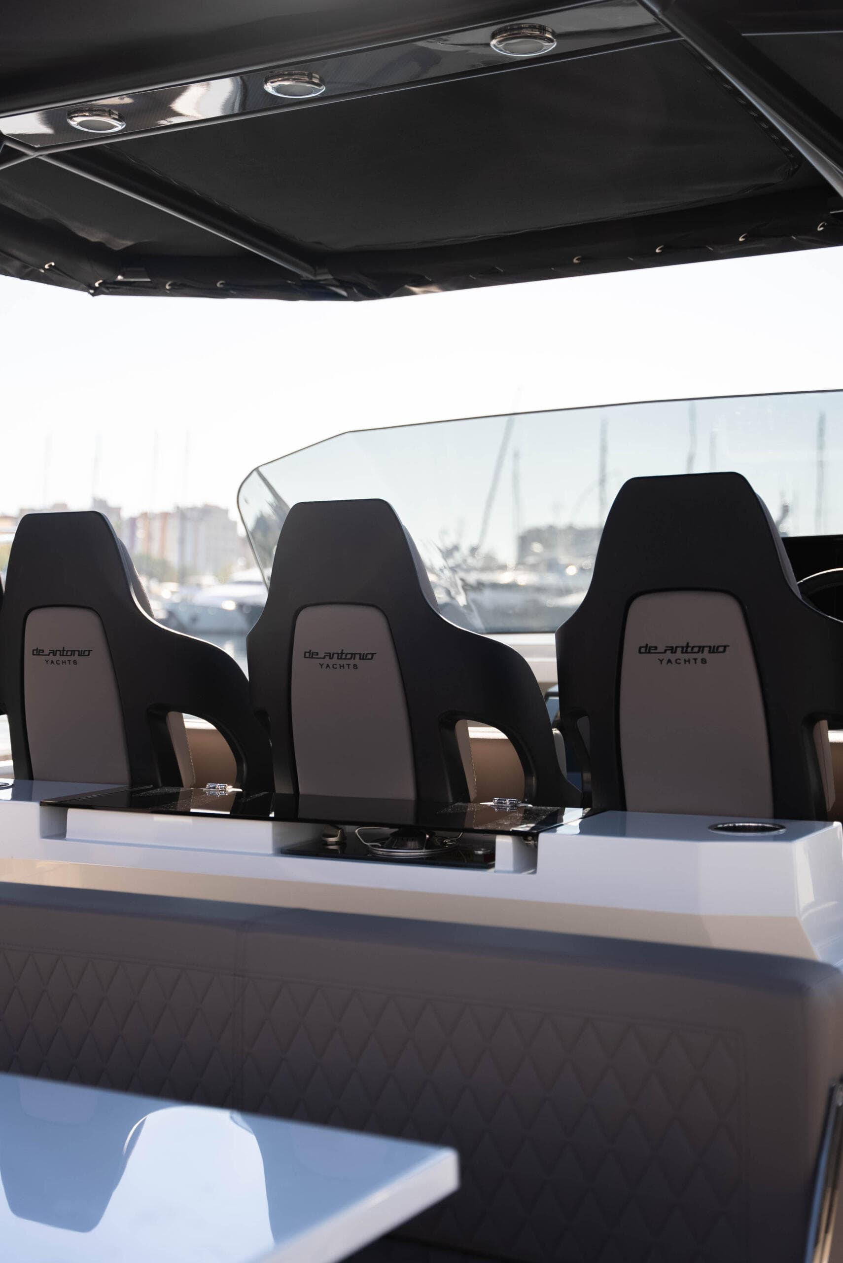 De Antonio Yachts D32 2026 - miniatura 15