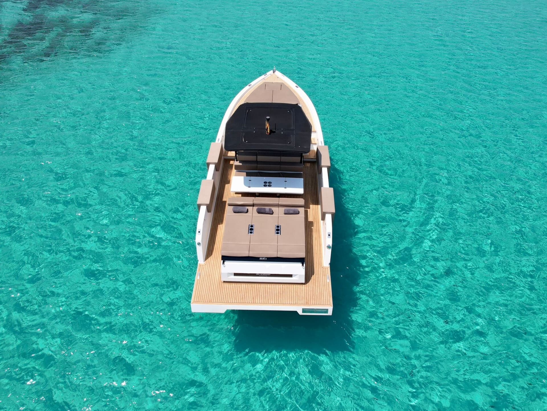 De Antonio Yachts D34 Cruiser - miniatura 3