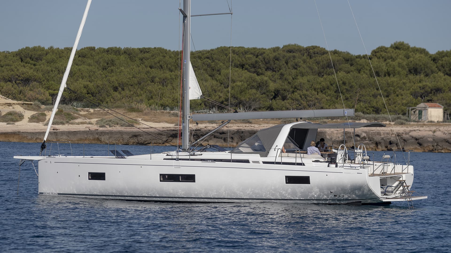 Oceanis Yacht 54