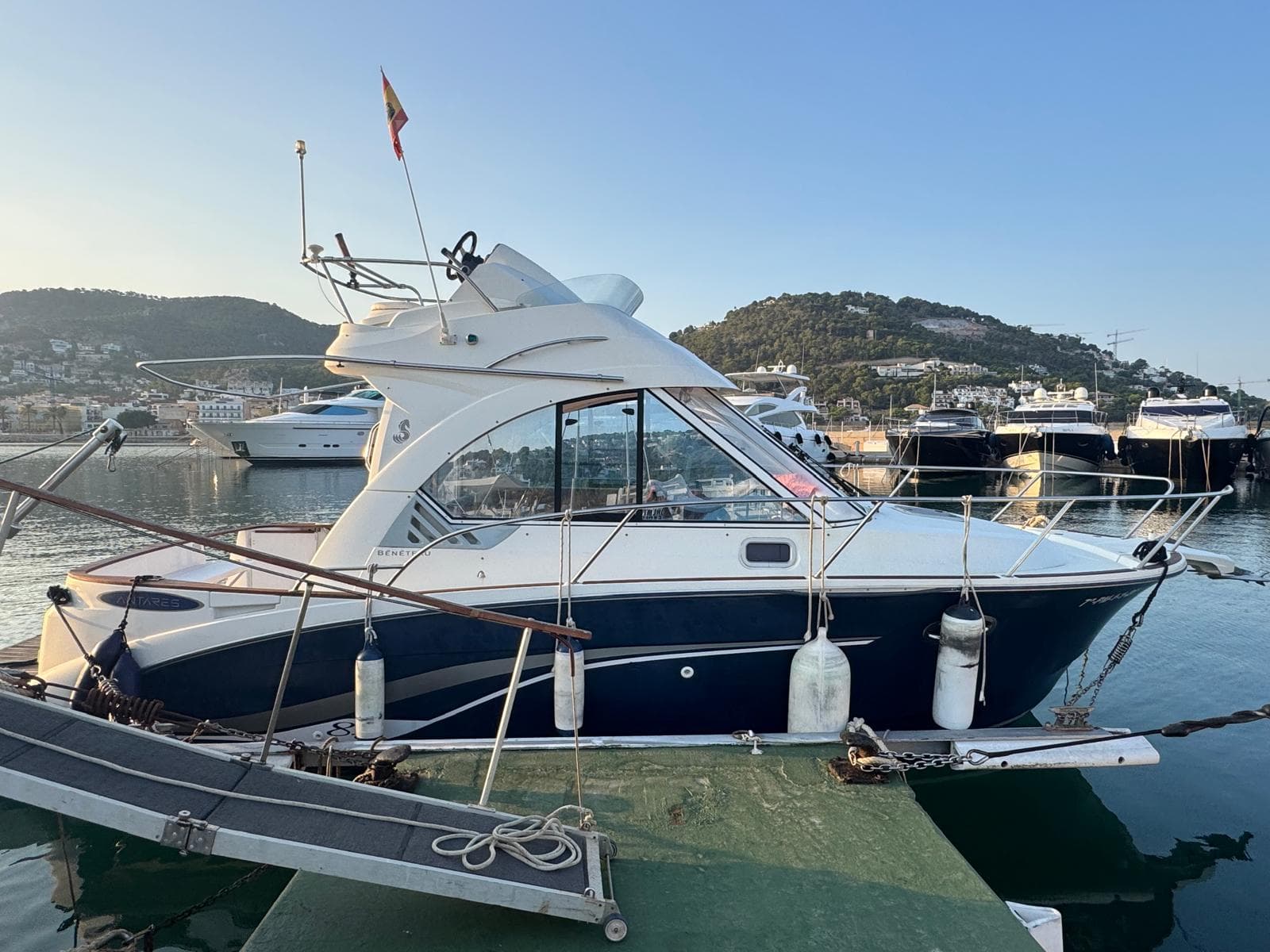 Beneteau Antares 8.8