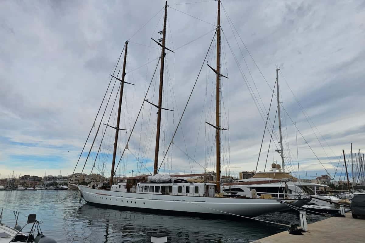 De Vries Lentsch Three Mast Schooner