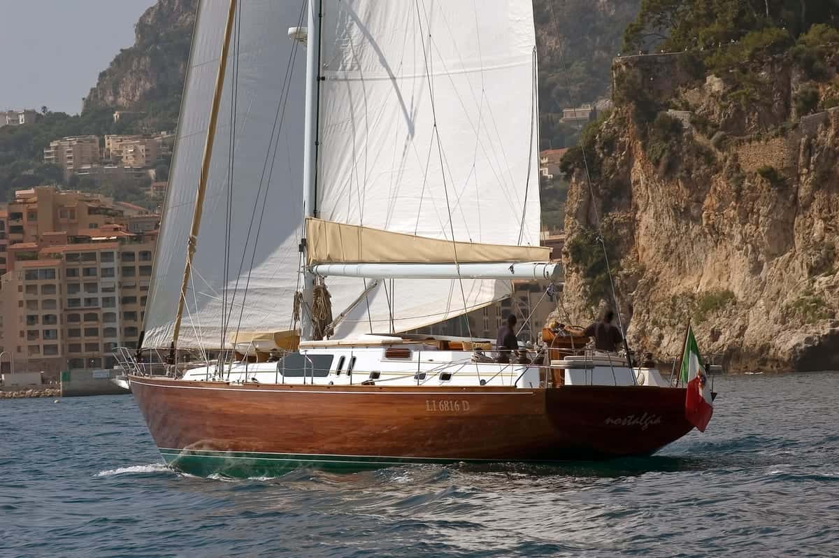 Lagoon Royal Pilot Saloon 65- SERENA